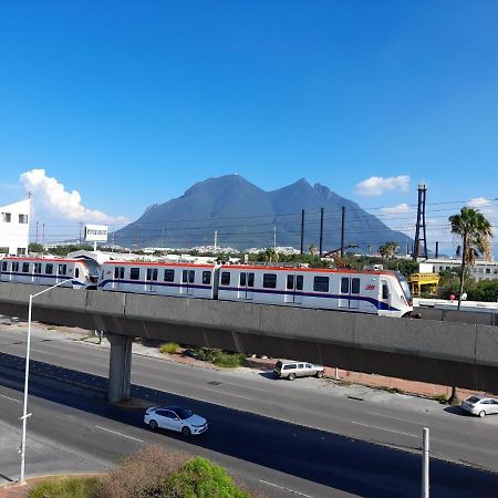 Special Hoestel In Monterrey! Bagian luar foto
